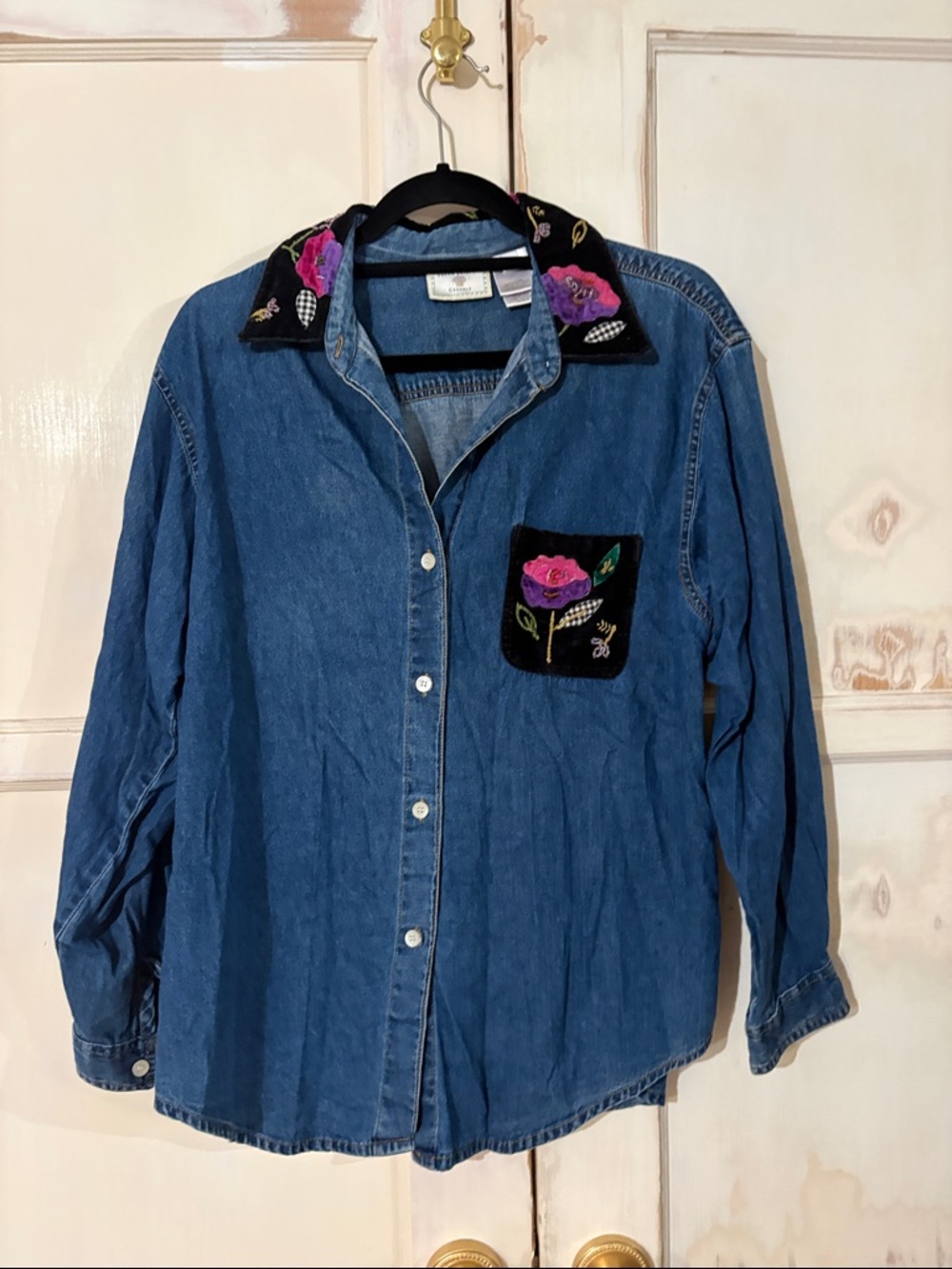 Cottage Core Vintage Denim Button-Down Shirt with Black Floral Collar & Pocket
